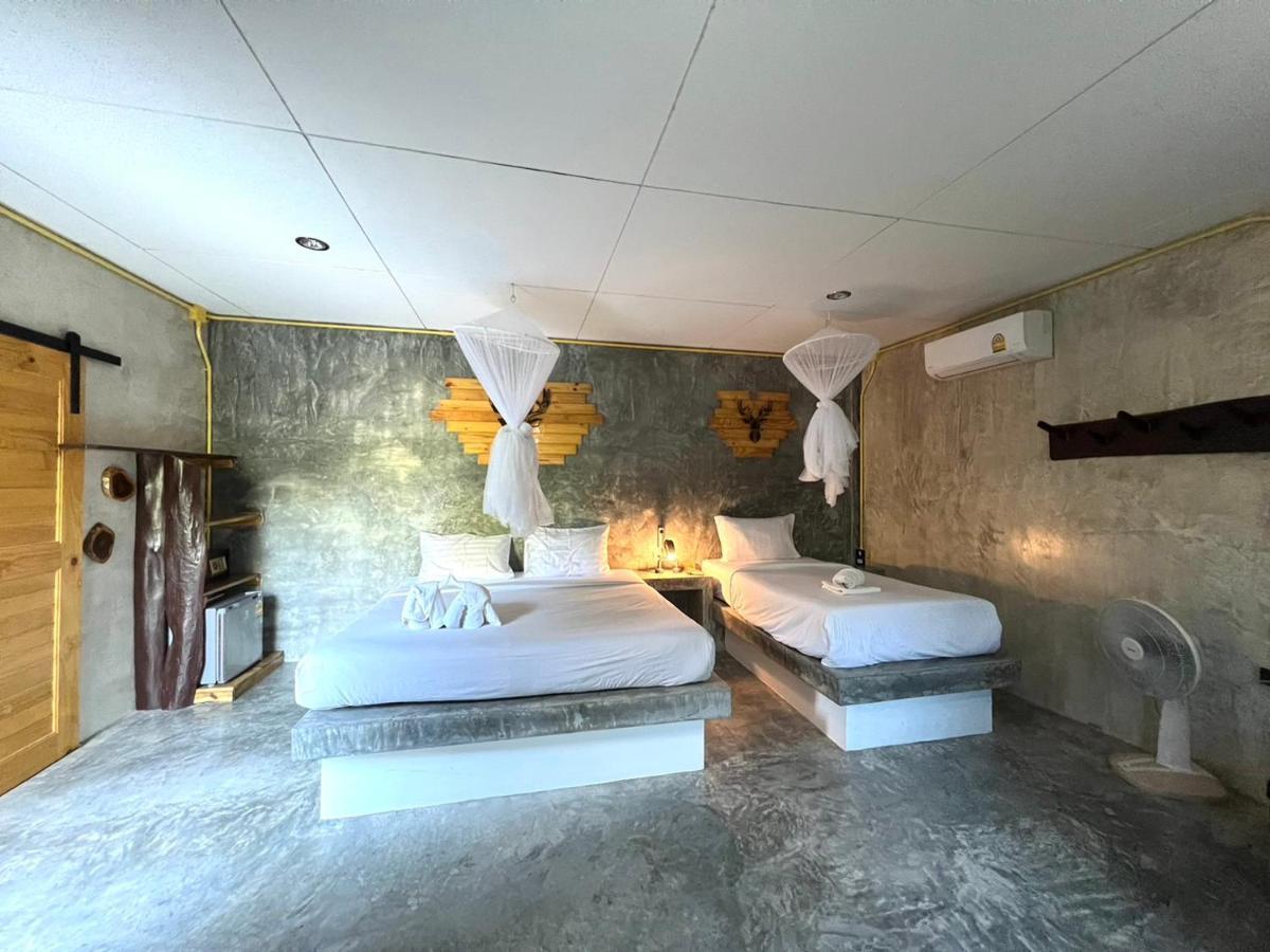 Hotel Sunshine On The Rock Ko Kut Esterno foto